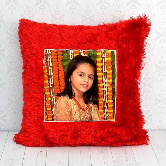 SQUARE PILLOW